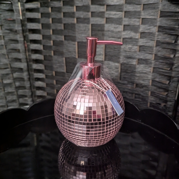 Envogue Other - Pink Mosaic Soap Dispenser New lotion Pump ceramic